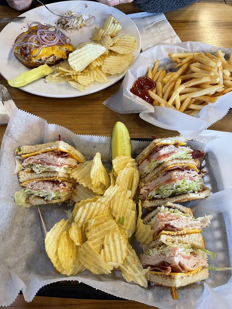 Southside Grille & Deli-10